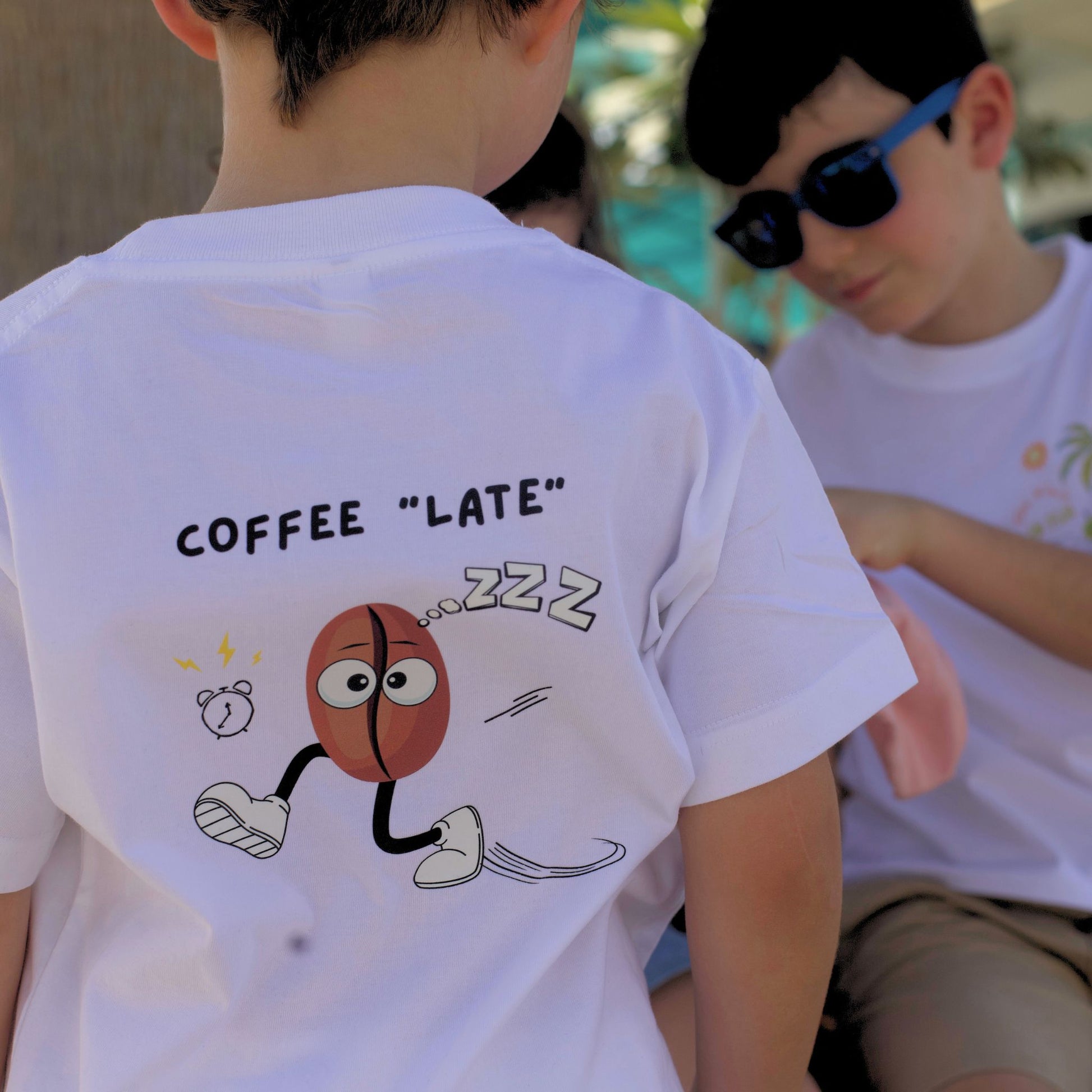 Coffee Late Design - Kids' T-Shirt - GINGI