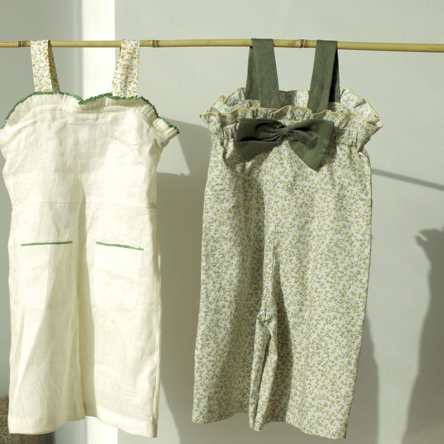 Luna Ruffle Jumpsuit – Green Flower - GINGI