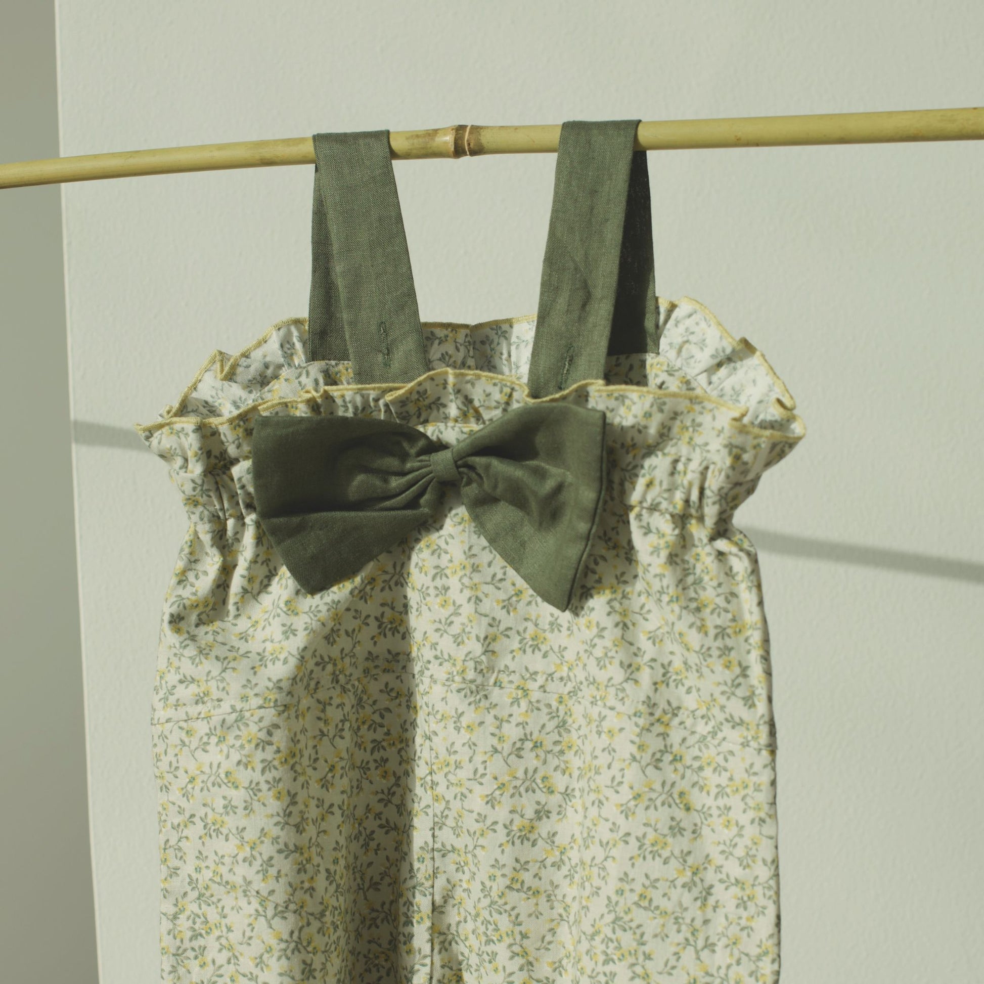 Luna Ruffle Jumpsuit – Green Flower - GINGI