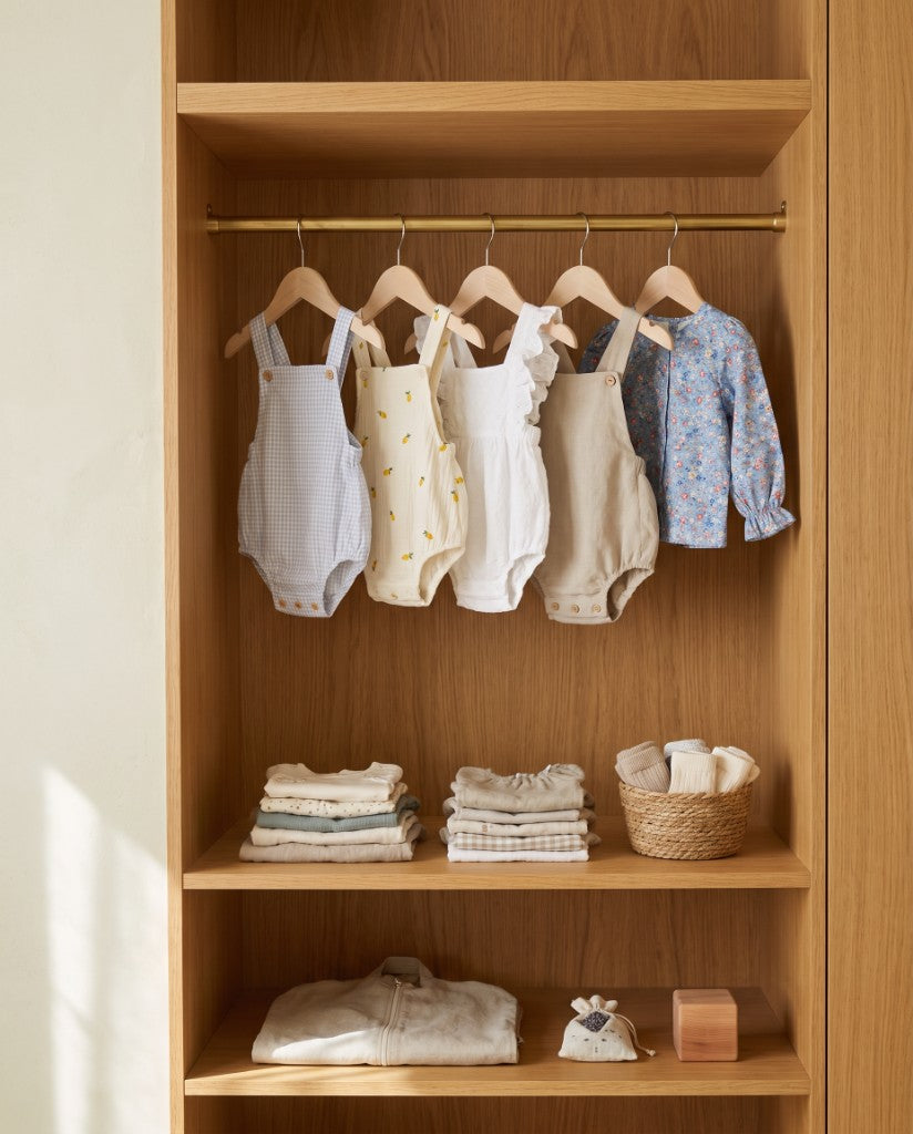 Organised GINGI wardrobe